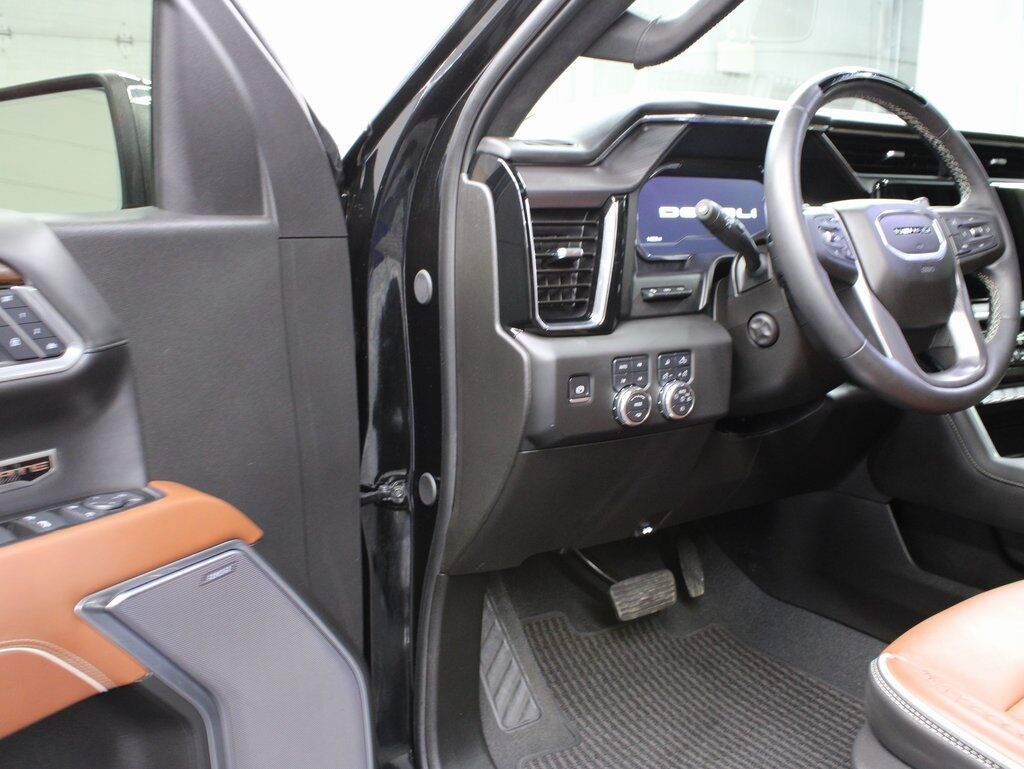 2025 GMC Sierra 1500 4x4 Crew Cab Denali Ultimate Fond du Lac WI