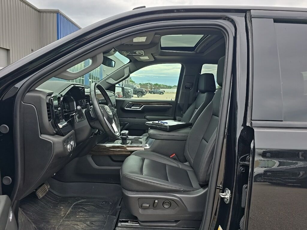 2025 GMC Sierra 1500 4x4 Crew Cab Elevation Fond du Lac WI