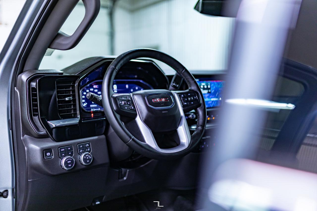 2025 GMC Sierra 1500 4x4 Crew Cab SLT X31 Diesel Leather Nav Red Deer AB