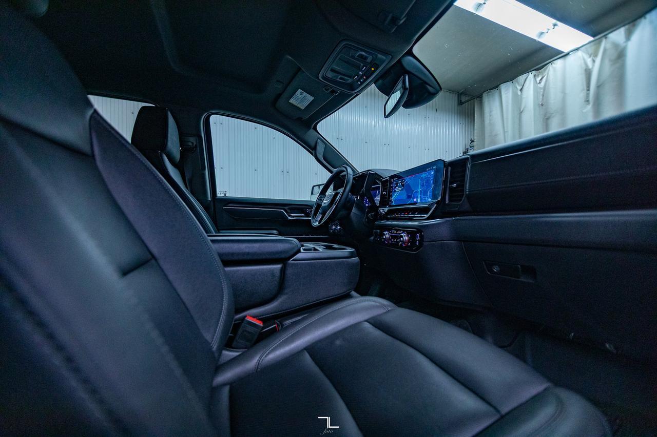 2025 GMC Sierra 1500 4x4 Crew Cab SLT X31 Diesel Leather Nav Red Deer AB