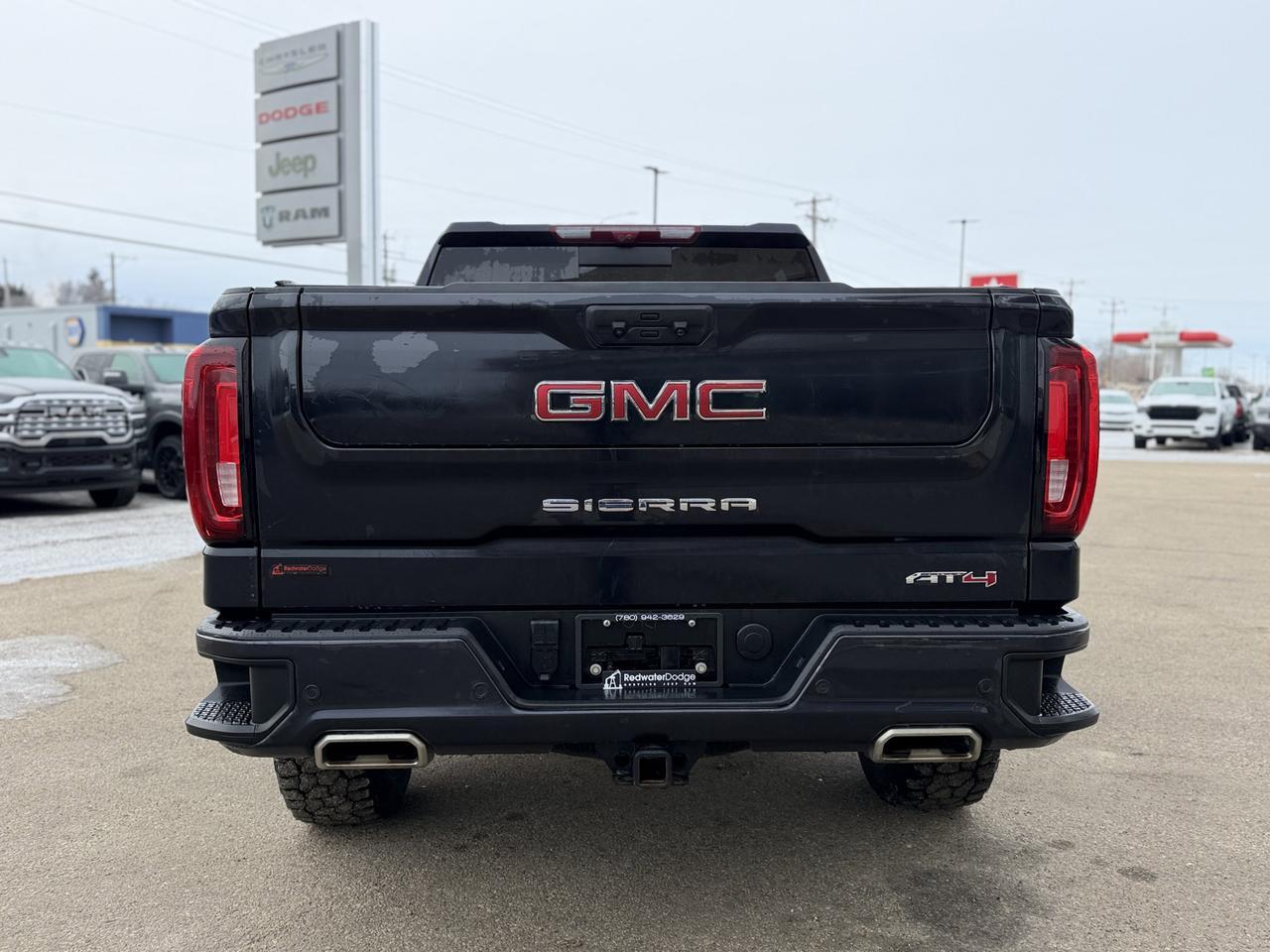2025 GMC Sierra 1500 AT4 | Tech Pkg | Tow Package | Multi Function Tailgate | Leather | Bose Audio | Tonneau Cover Redwater AB