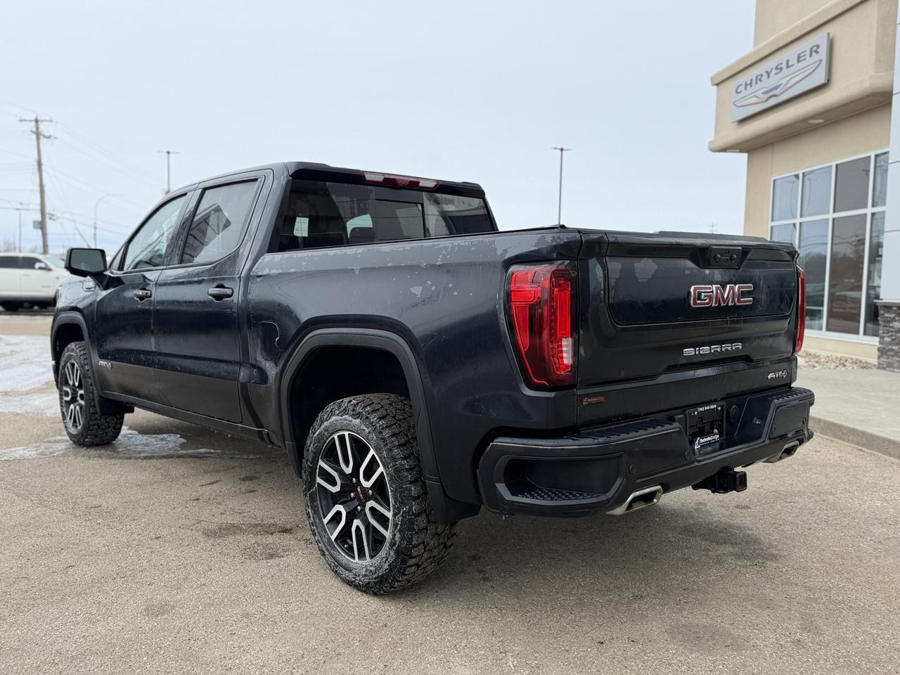 2025 GMC Sierra 1500 AT4 | Tech Pkg | Tow Package | Multi Function Tailgate | Leather | Bose Audio | Tonneau Cover Redwater AB
