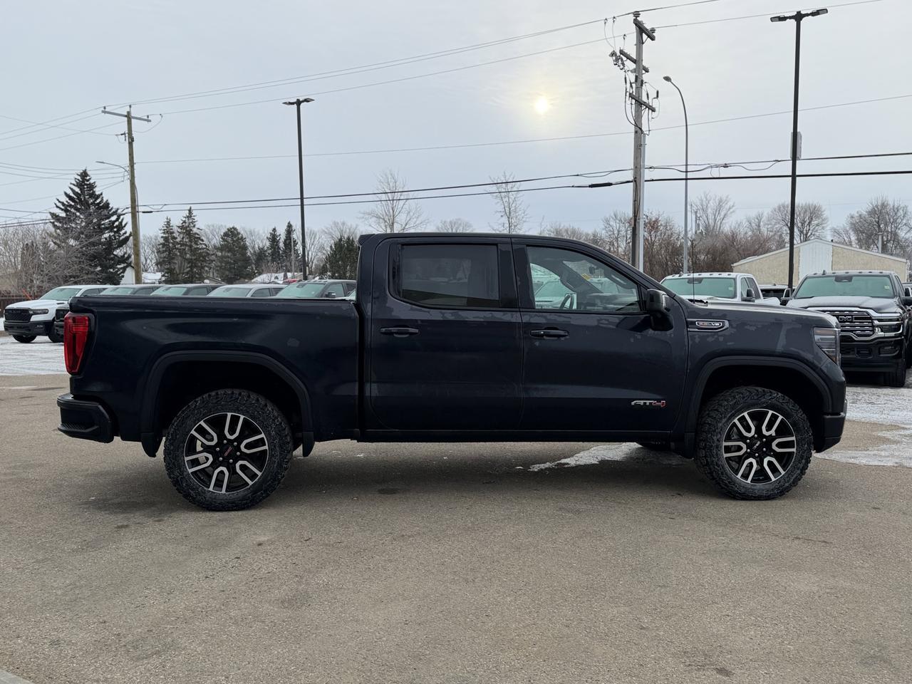 2025 GMC Sierra 1500 AT4 | Tech Pkg | Tow Package | Multi Function Tailgate | Leather | Bose Audio | Tonneau Cover Redwater AB