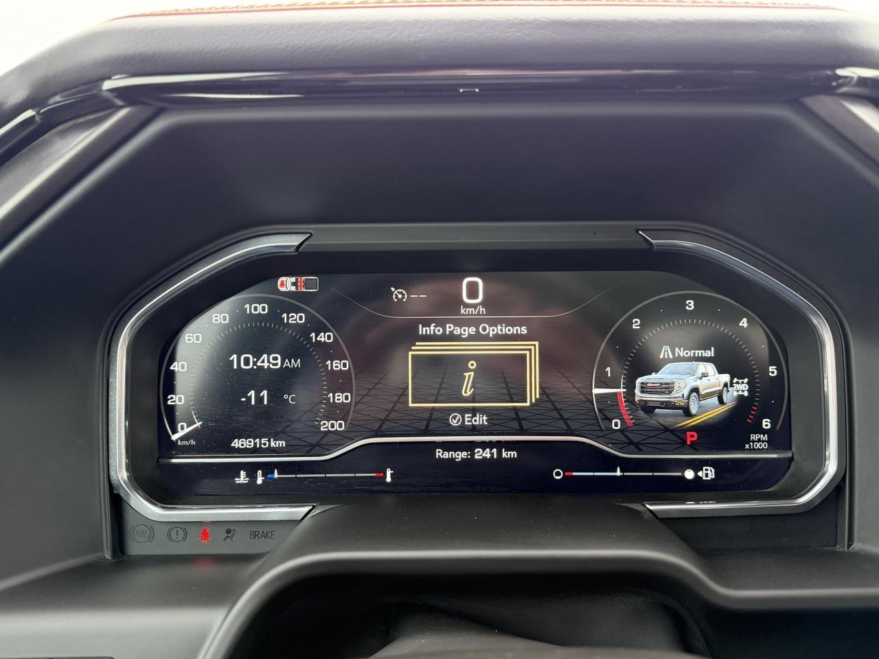 2025 GMC Sierra 1500 AT4 | Tech Pkg | Tow Package | Multi Function Tailgate | Leather | Bose Audio | Tonneau Cover Redwater AB