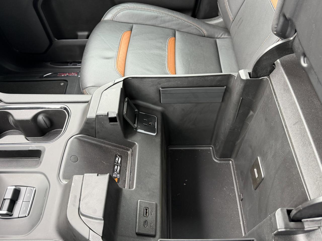2025 GMC Sierra 1500 AT4 | Tech Pkg | Tow Package | Multi Function Tailgate | Leather | Bose Audio | Tonneau Cover Redwater AB