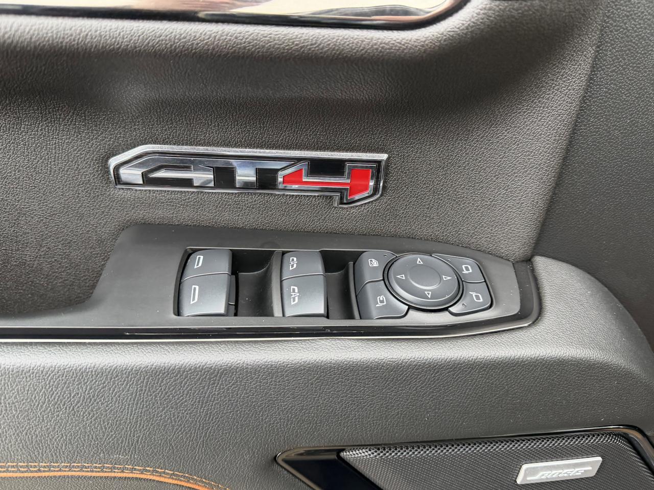 2025 GMC Sierra 1500 AT4 | Tech Pkg | Tow Package | Multi Function Tailgate | Leather | Bose Audio | Tonneau Cover Redwater AB