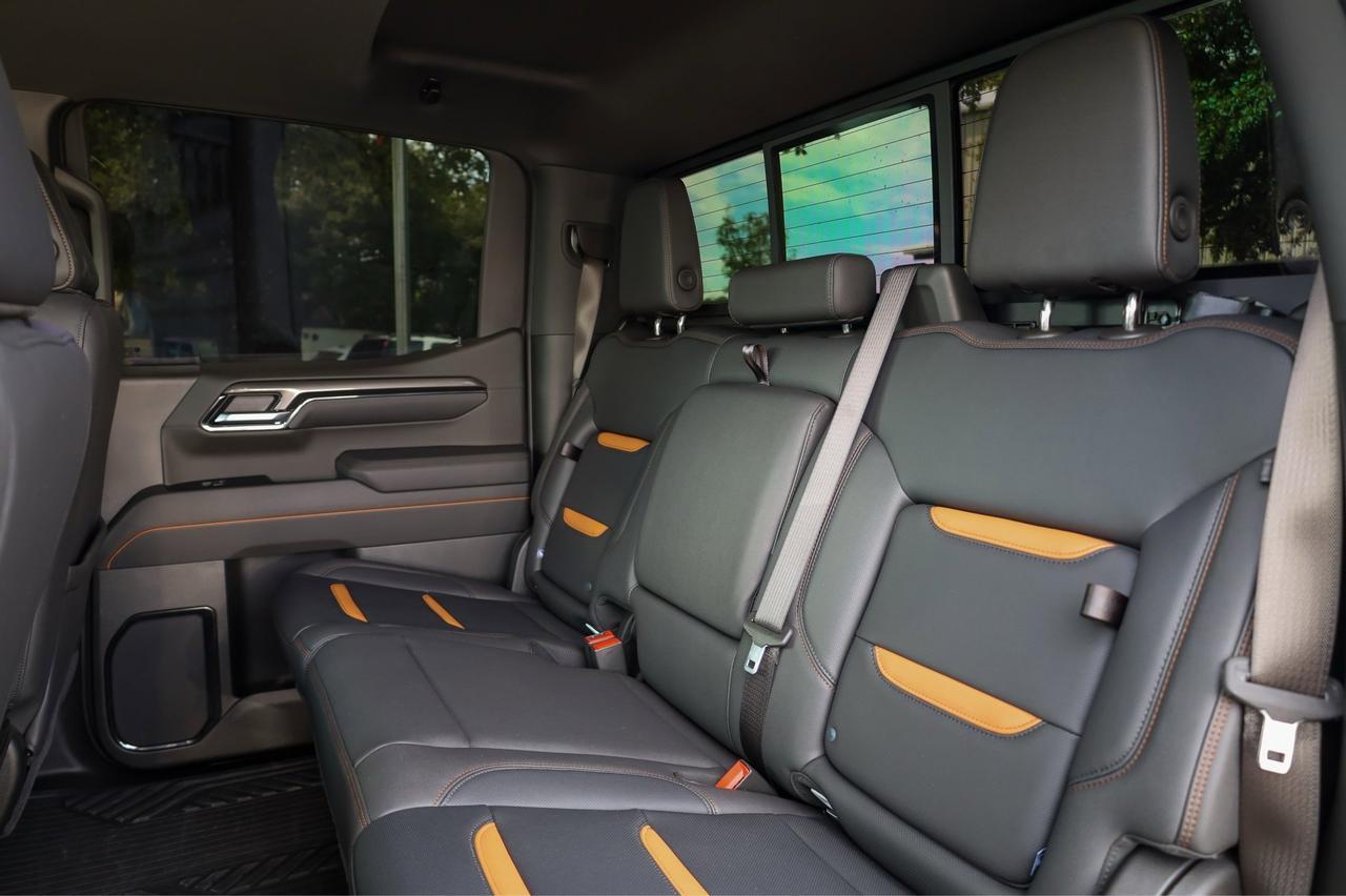 2025 GMC Sierra 1500 AT4  Selma TX