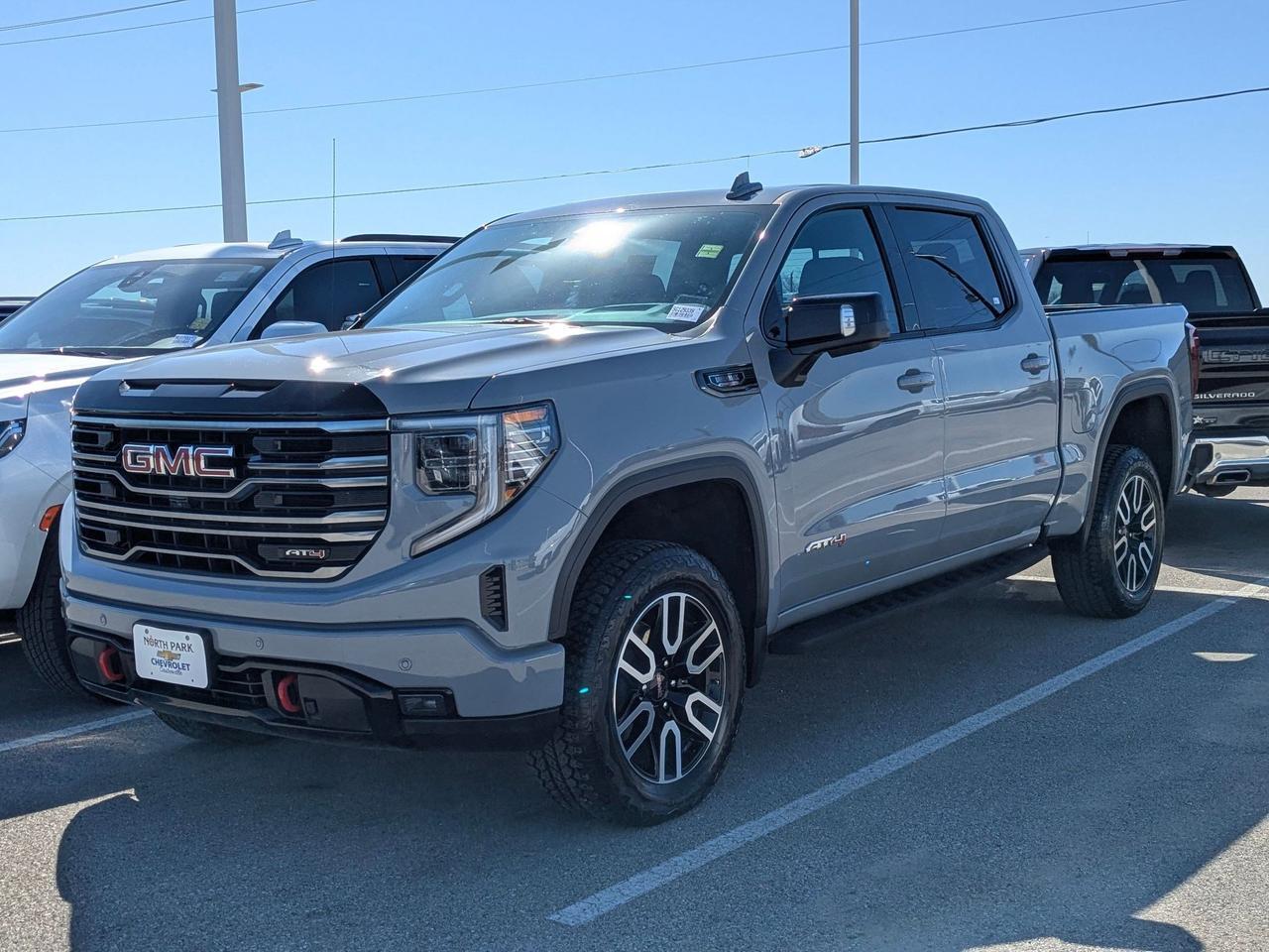 2025 GMC Sierra 1500 AT4