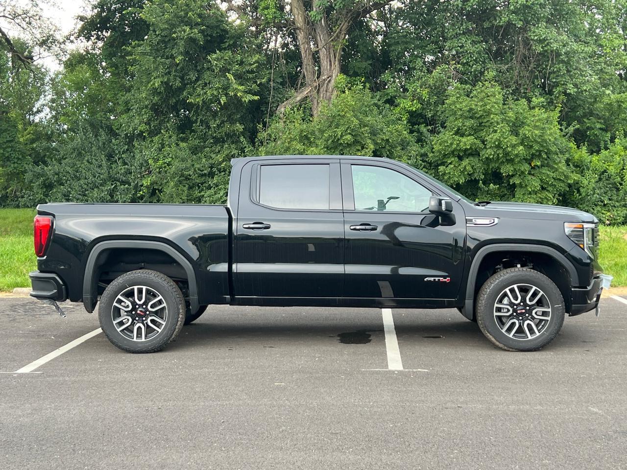 2025 GMC Sierra 1500 AT4 Hagerstown MD