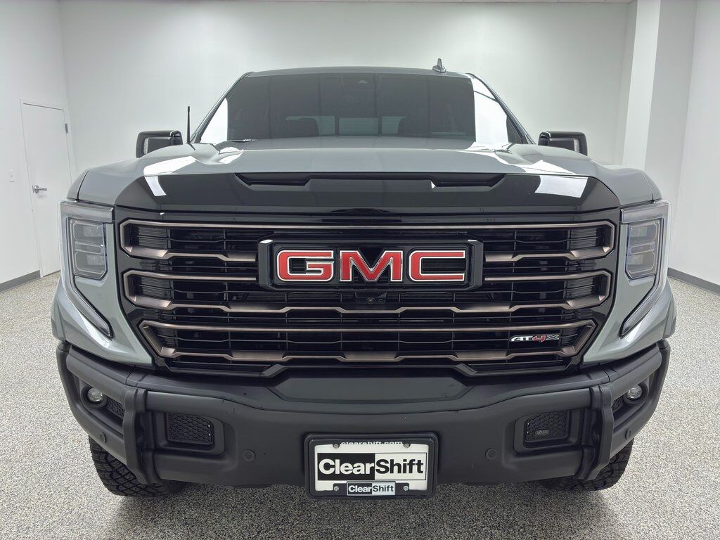 2025 GMC Sierra 1500 AT4X