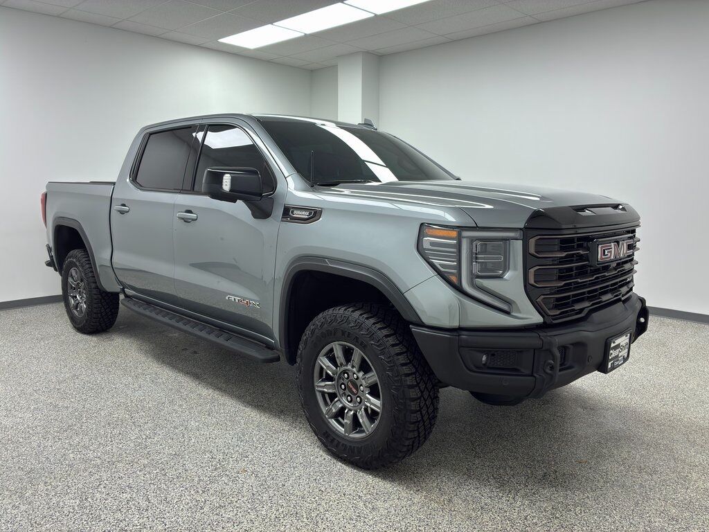 2025 GMC Sierra 1500 AT4X