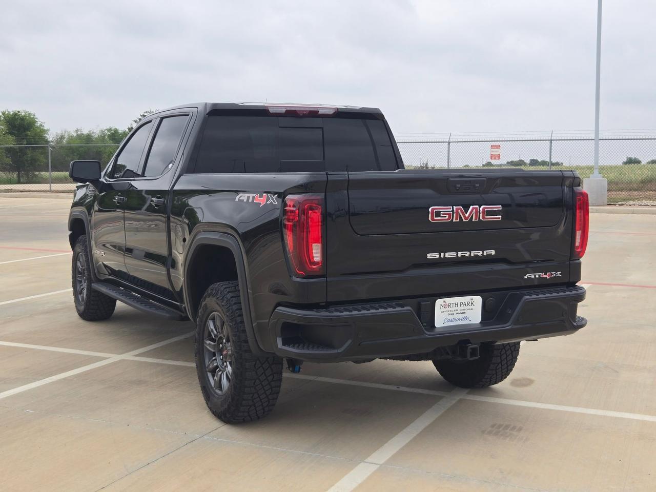2025 GMC Sierra 1500 AT4X Castroville TX