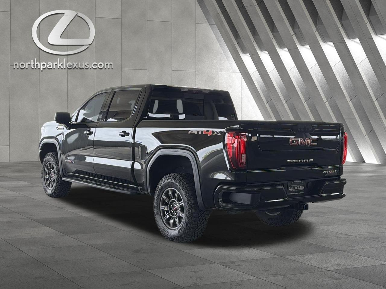 2025 GMC Sierra 1500 AT4X