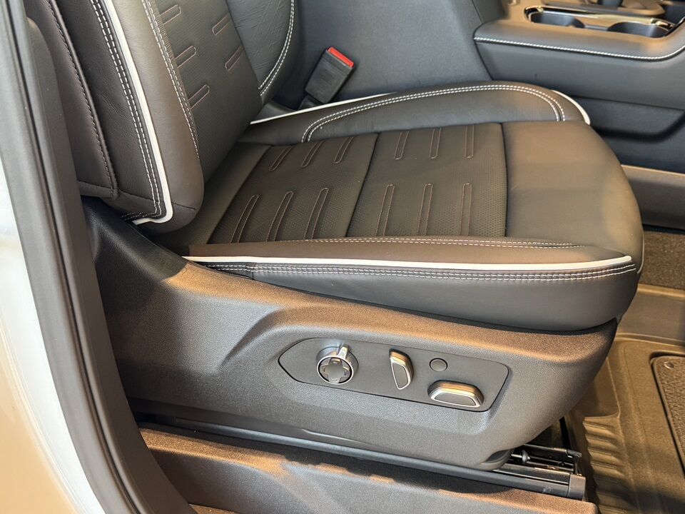 2025 GMC Sierra 1500 AT4X Hagerstown MD