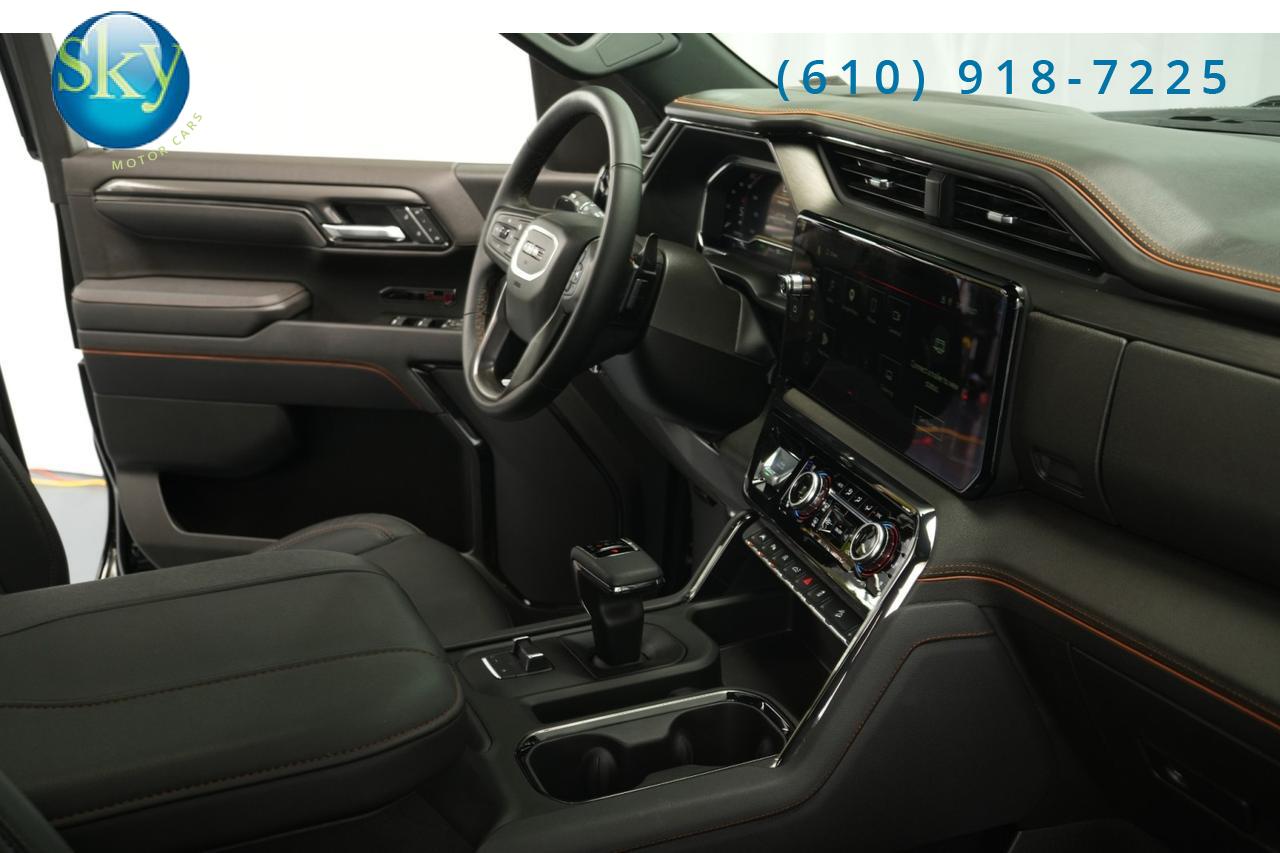 2025 GMC Sierra 1500 Crew Cab 4WD AT4 BLACK WIDOW DIESEL West Chester PA