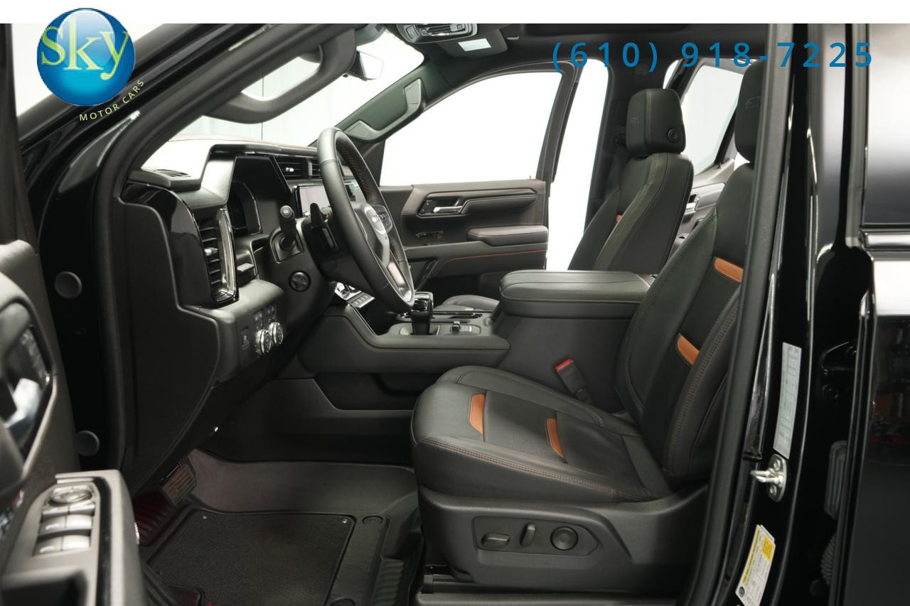 2025 GMC Sierra 1500 Crew Cab 4WD AT4 BLACK WIDOW DIESEL West Chester PA