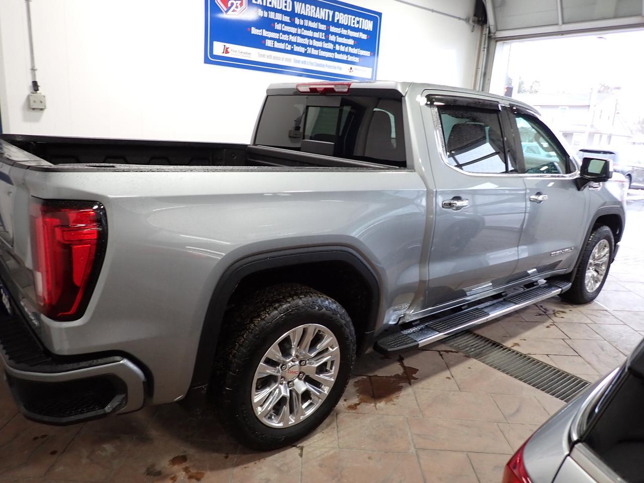 2025 GMC Sierra 1500 Denali 4WD CREW CAB *DIESEL* LEATHER NAVI SUNROOF Listowel ON