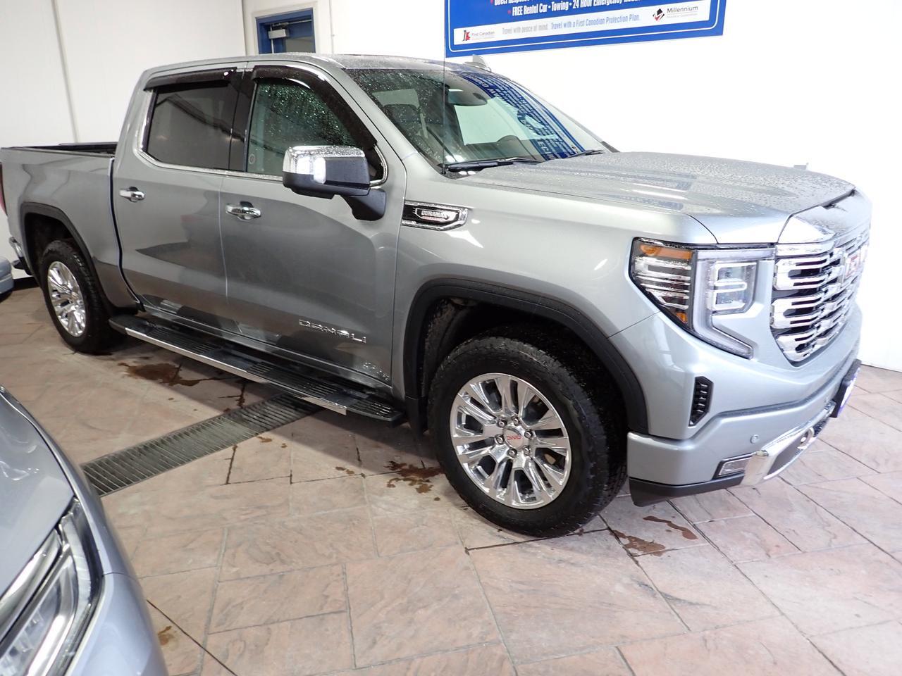 2025 GMC Sierra 1500 Denali 4WD CREW CAB *DIESEL* LEATHER NAVI SUNROOF