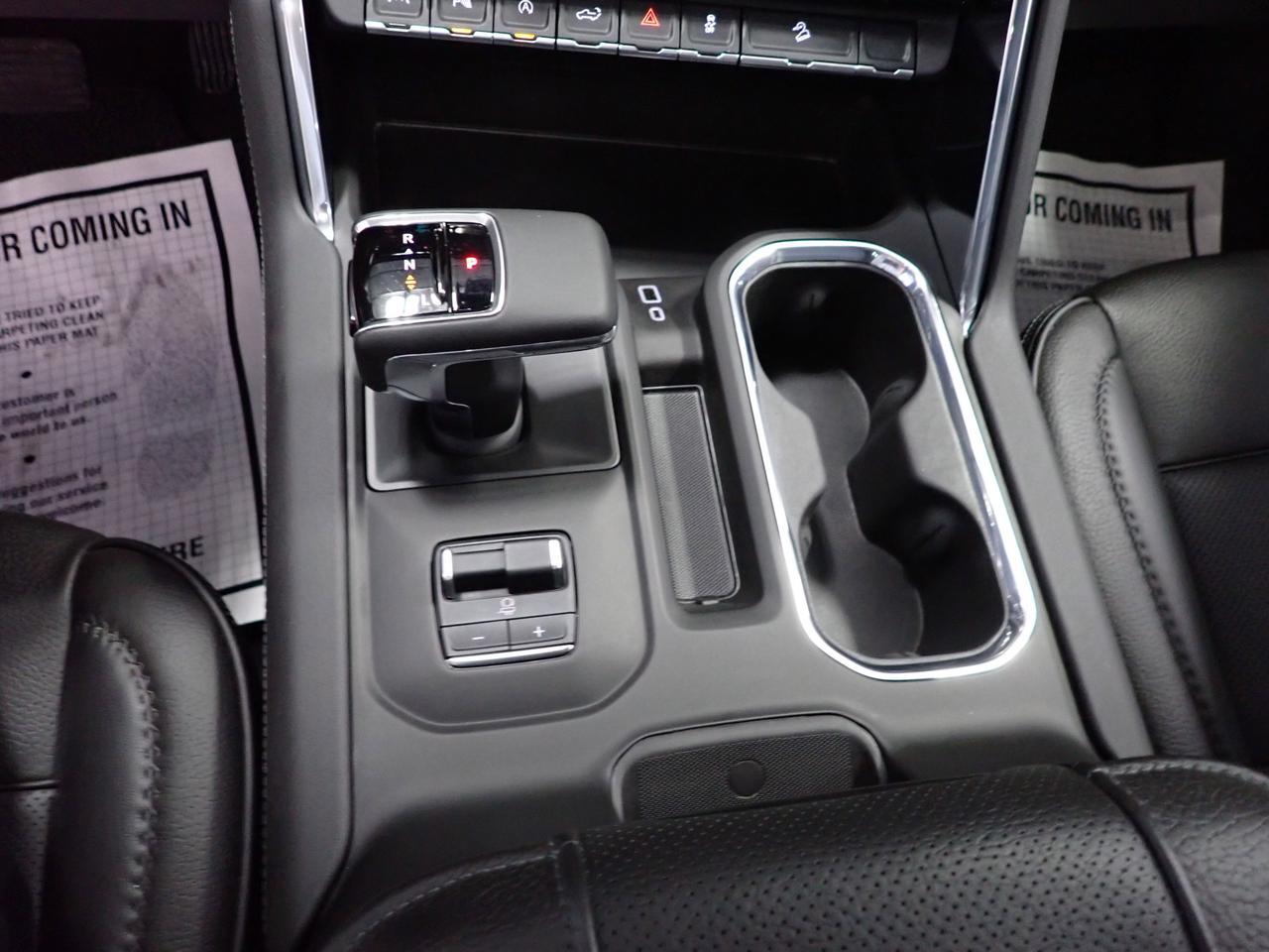 2025 GMC Sierra 1500 Denali 4WD CREW CAB *DIESEL* LEATHER NAVI SUNROOF Listowel ON