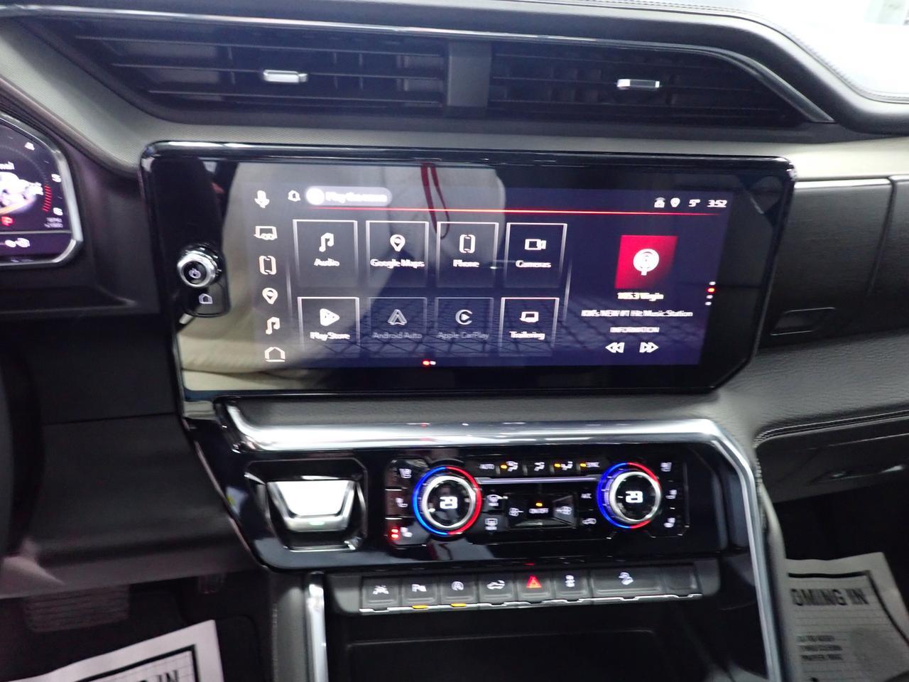 2025 GMC Sierra 1500 Denali 4WD CREW CAB *DIESEL* LEATHER NAVI SUNROOF Listowel ON