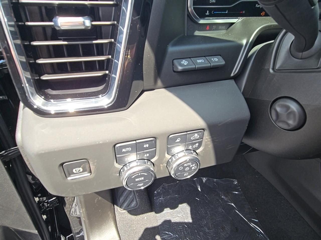2025 GMC Sierra 1500 Denali Fredericksburg VA
