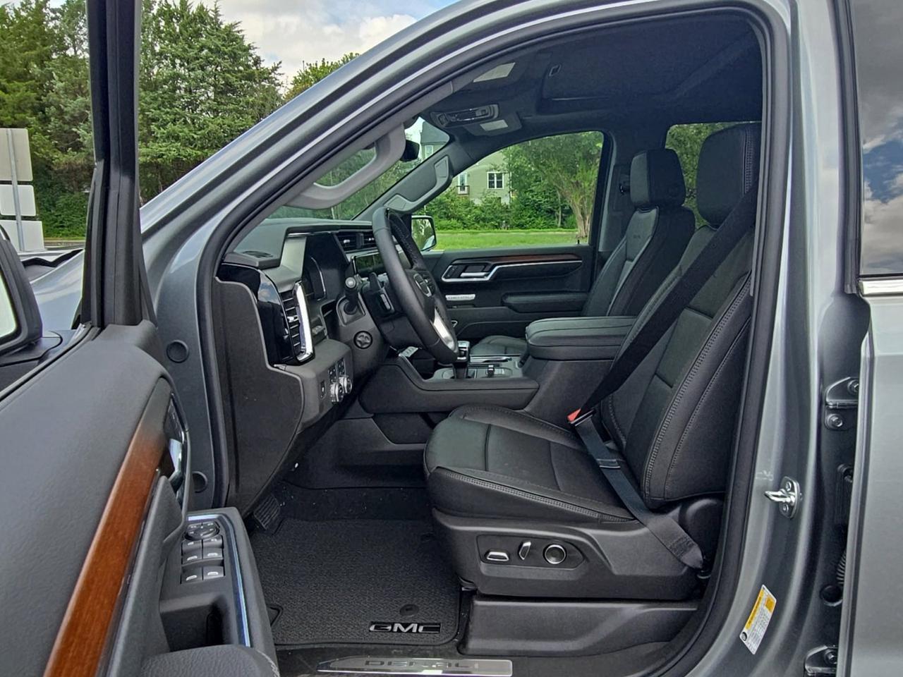 2025 GMC Sierra 1500 Denali Fredericksburg VA