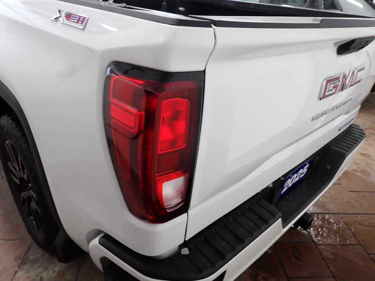 2025 GMC Sierra 1500 Elevation 4WD CREW CAB Listowel ON