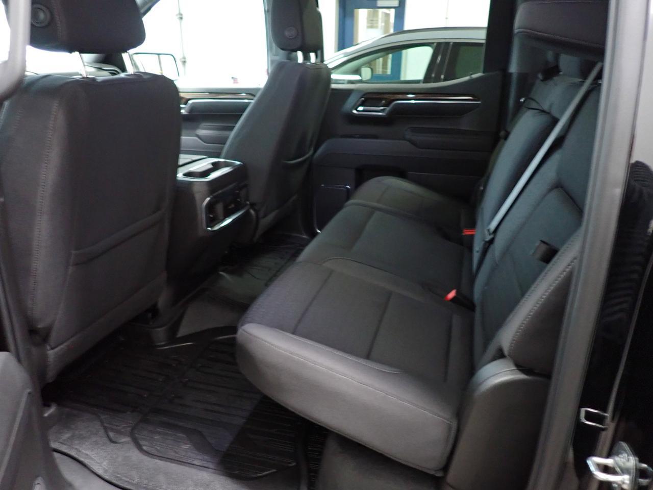 2025 GMC Sierra 1500 Elevation CREW CAB 4WD NAVI BUCKETS 5'8" BOX *DIESEL* Listowel ON
