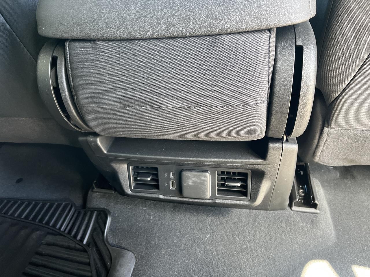 2025 GMC Sierra 1500 Elevation Crew Cab 4WD w/20s 4-InchBlackAssistSteps HtdSeats HtdSteeringWheel Saukville WI