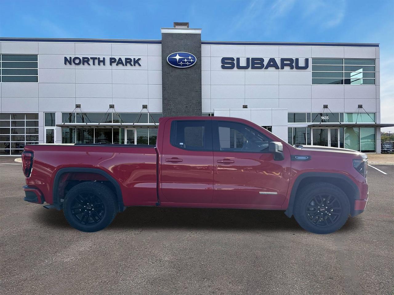 2025 GMC Sierra 1500 Elevation