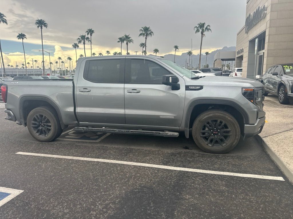 2025 GMC Sierra 1500 Elevation