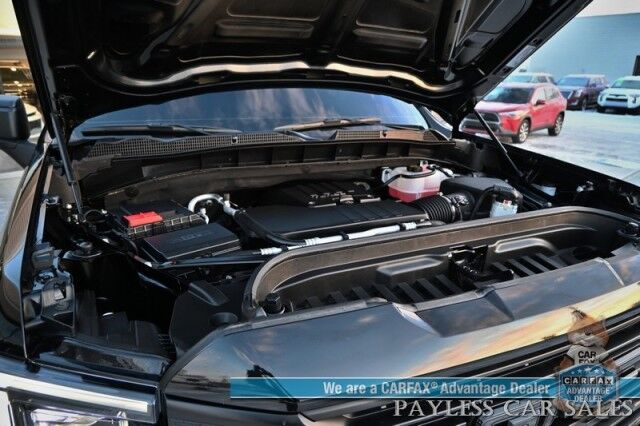 2025 GMC Sierra 1500 PRO / 4X4 / Single Cab / Power Drivers Seat / Lane Departure & Forward Collision Alert / Apple CarPlay & Android Auto / Keyless Entry & Start / Block Heater / Tow Pkg / 26 Inch Wheels / Only 1K Miles / 1-Owner Anchorage AK