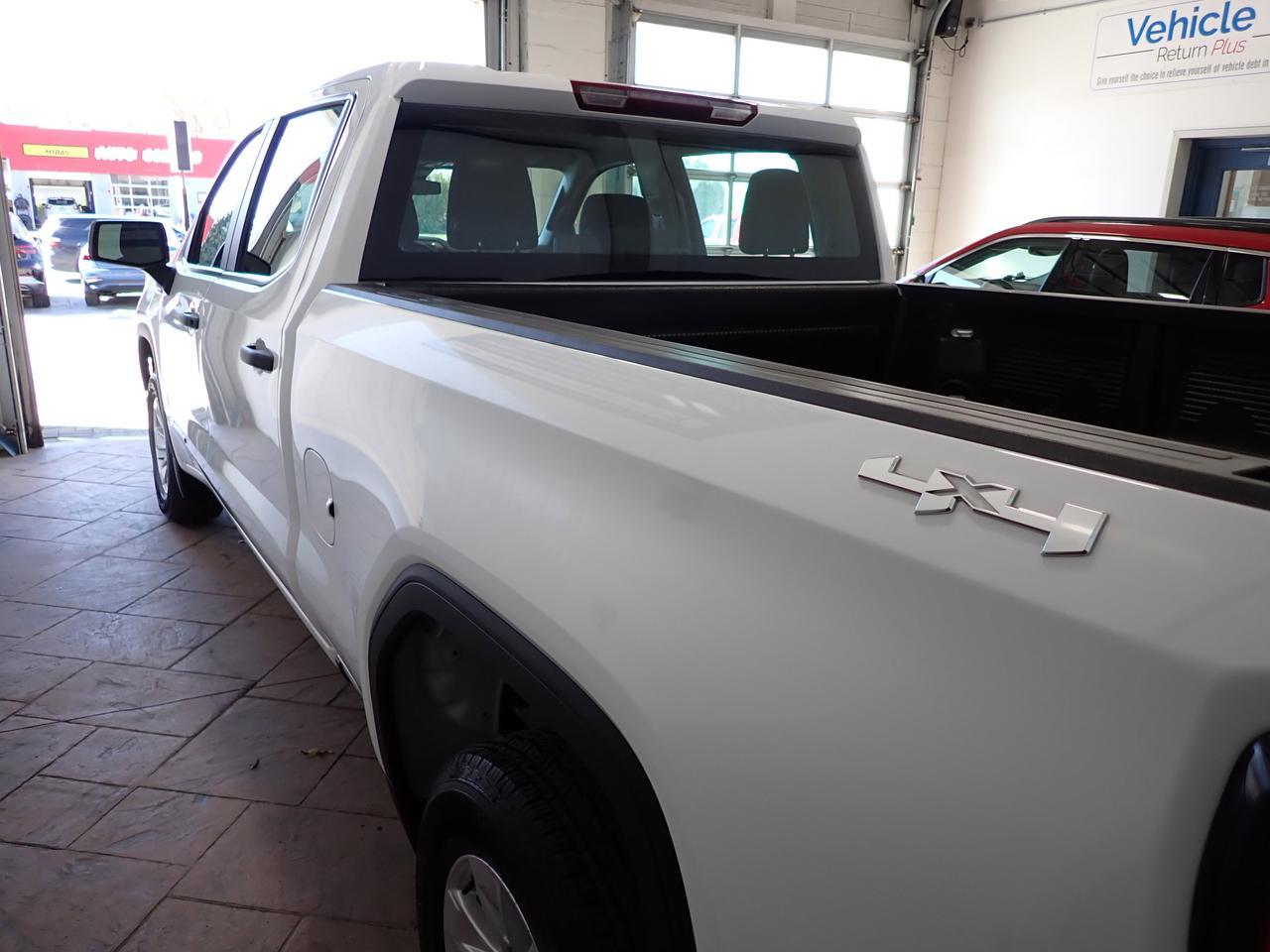 2025 GMC Sierra 1500 Pro 4WD CREW CAB 6'4" BOX Listowel ON