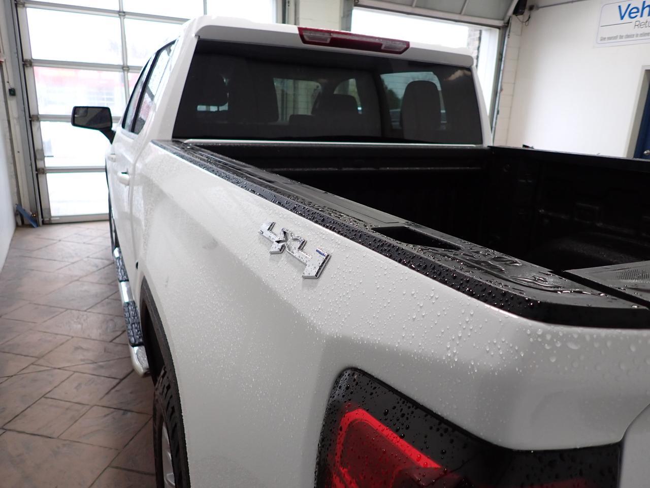 2025 GMC Sierra 1500 SLE 4WD CREW CAB 5.8 BOX Listowel ON