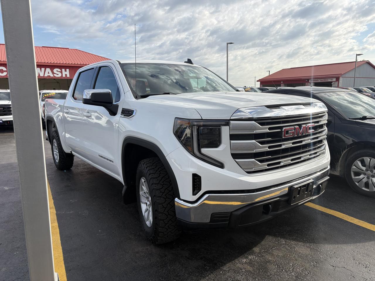 2025 GMC Sierra 1500 SLE 4WD CREW CAB