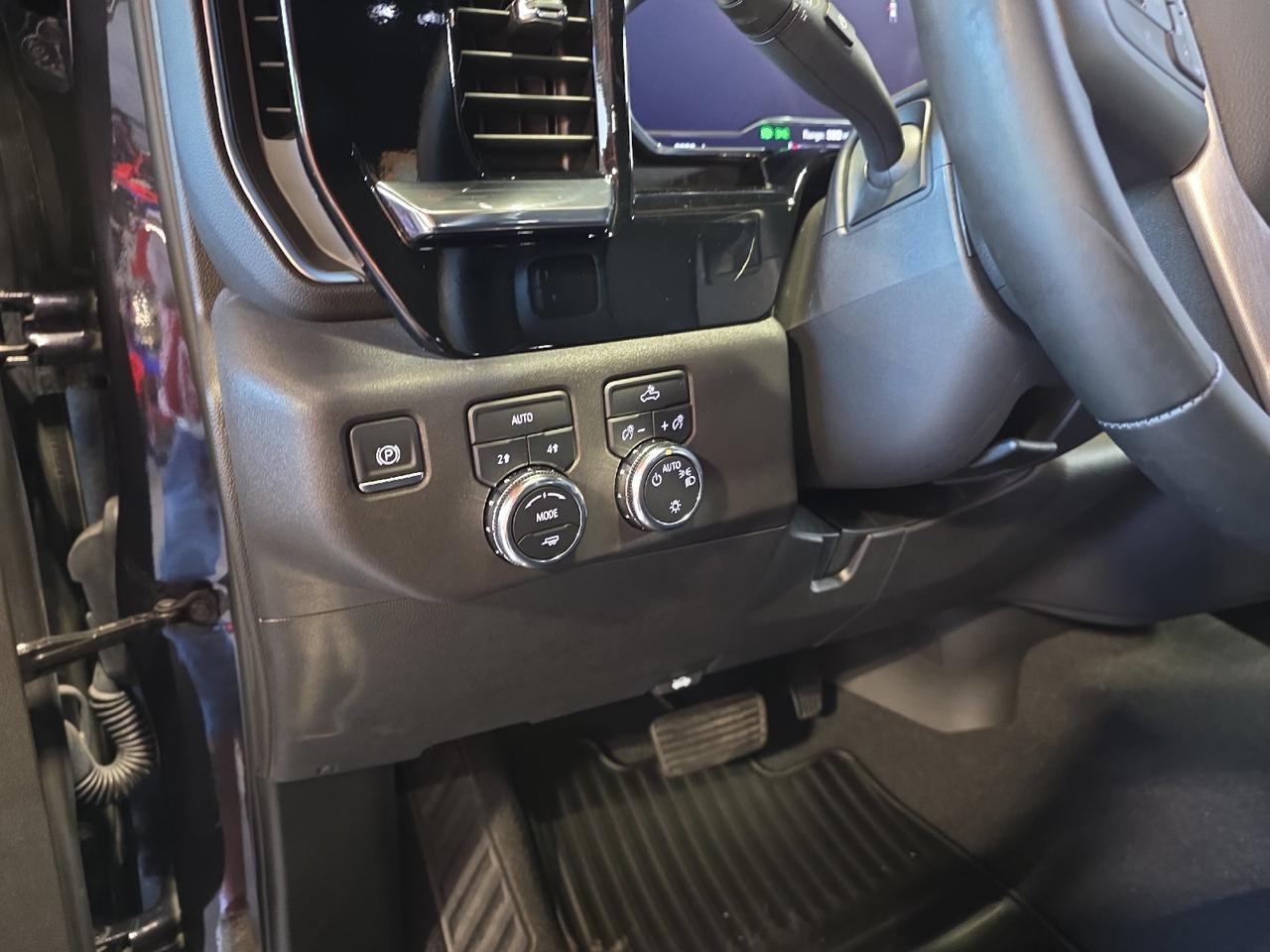 2025 GMC Sierra 1500 SLE Sand Lake NY