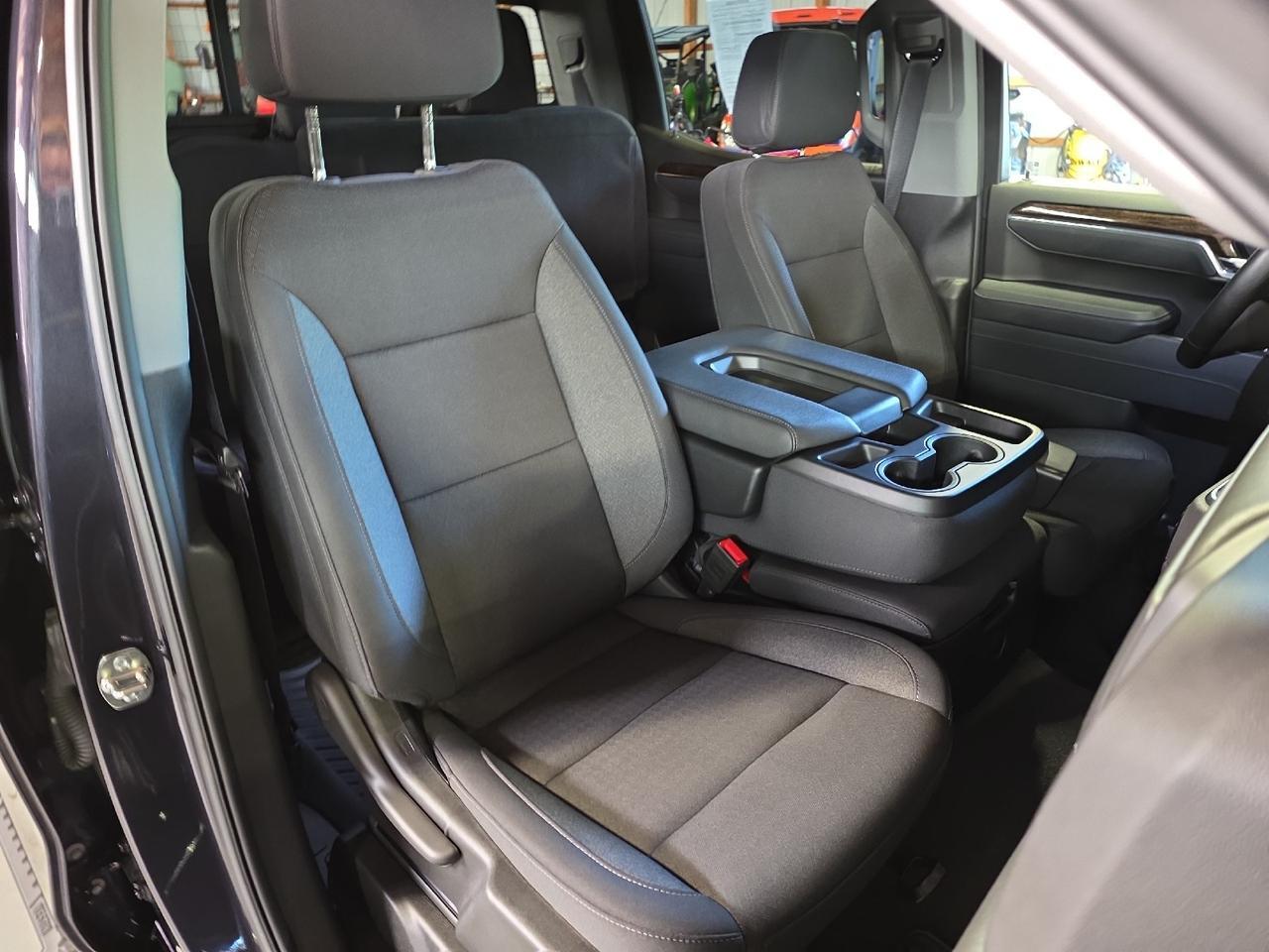 2025 GMC Sierra 1500 SLE Sand Lake NY