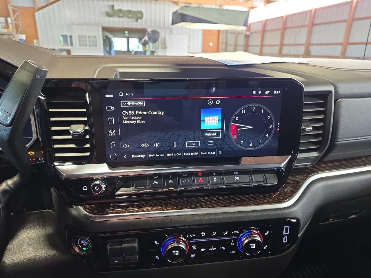2025 GMC Sierra 1500 SLE Sand Lake NY