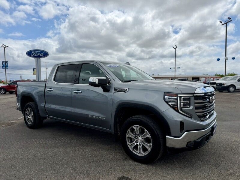 2025 GMC Sierra 1500 SLT
