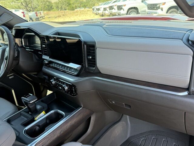 2025 GMC Sierra 1500 SLT  TX