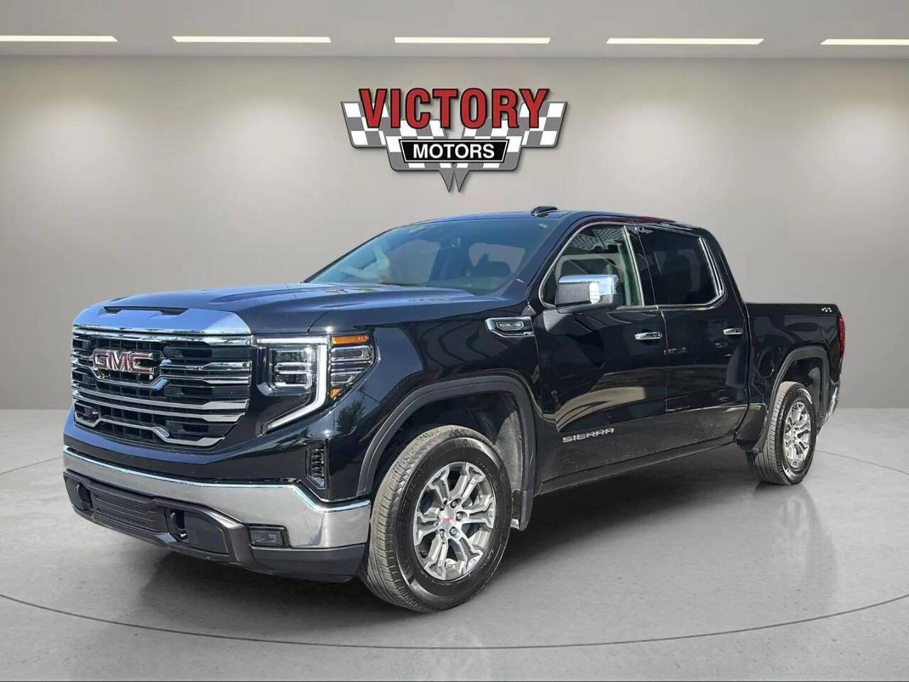 2025 GMC Sierra 1500 SLT 4x4 4dr Crew Cab 5.8 ft. SB Chesterfield MI