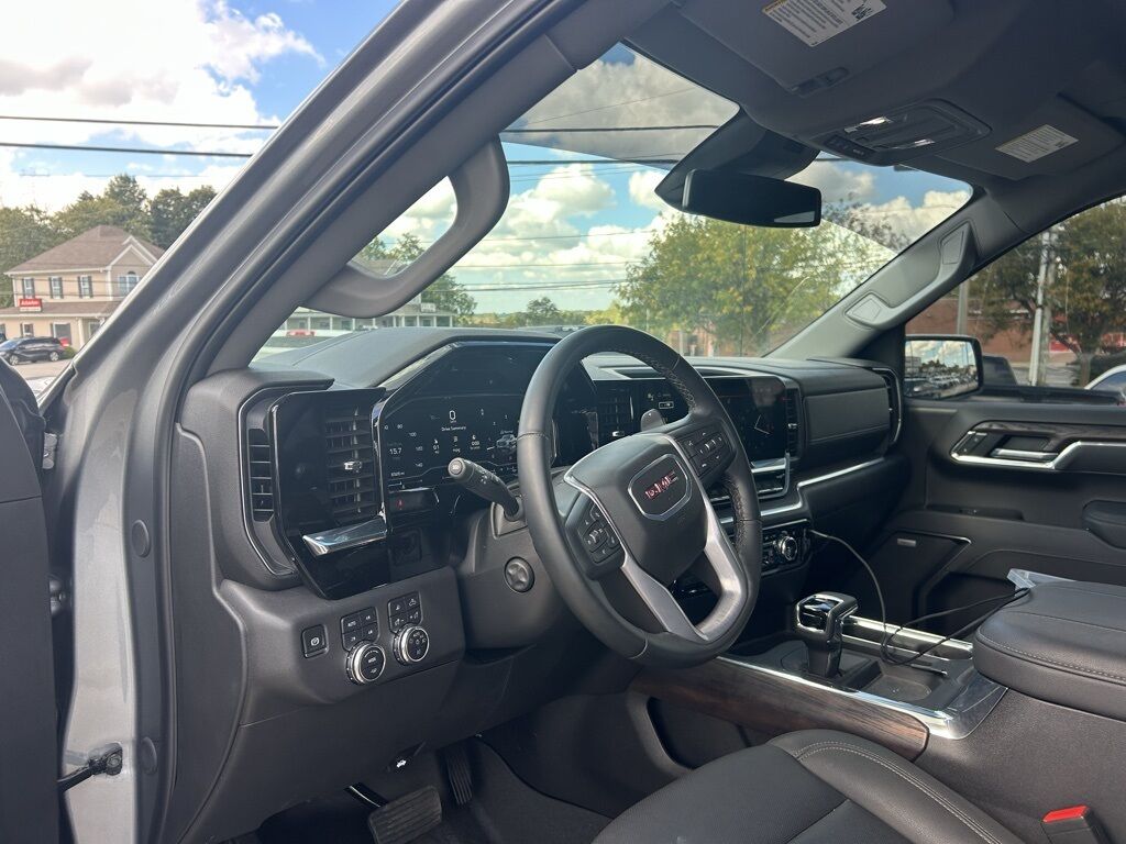 2025 GMC Sierra 1500 SLT Crestwood KY