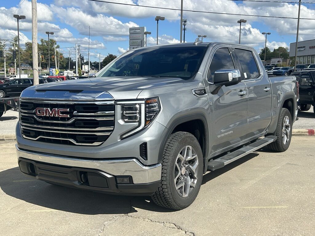 2025 GMC Sierra 1500 SLT