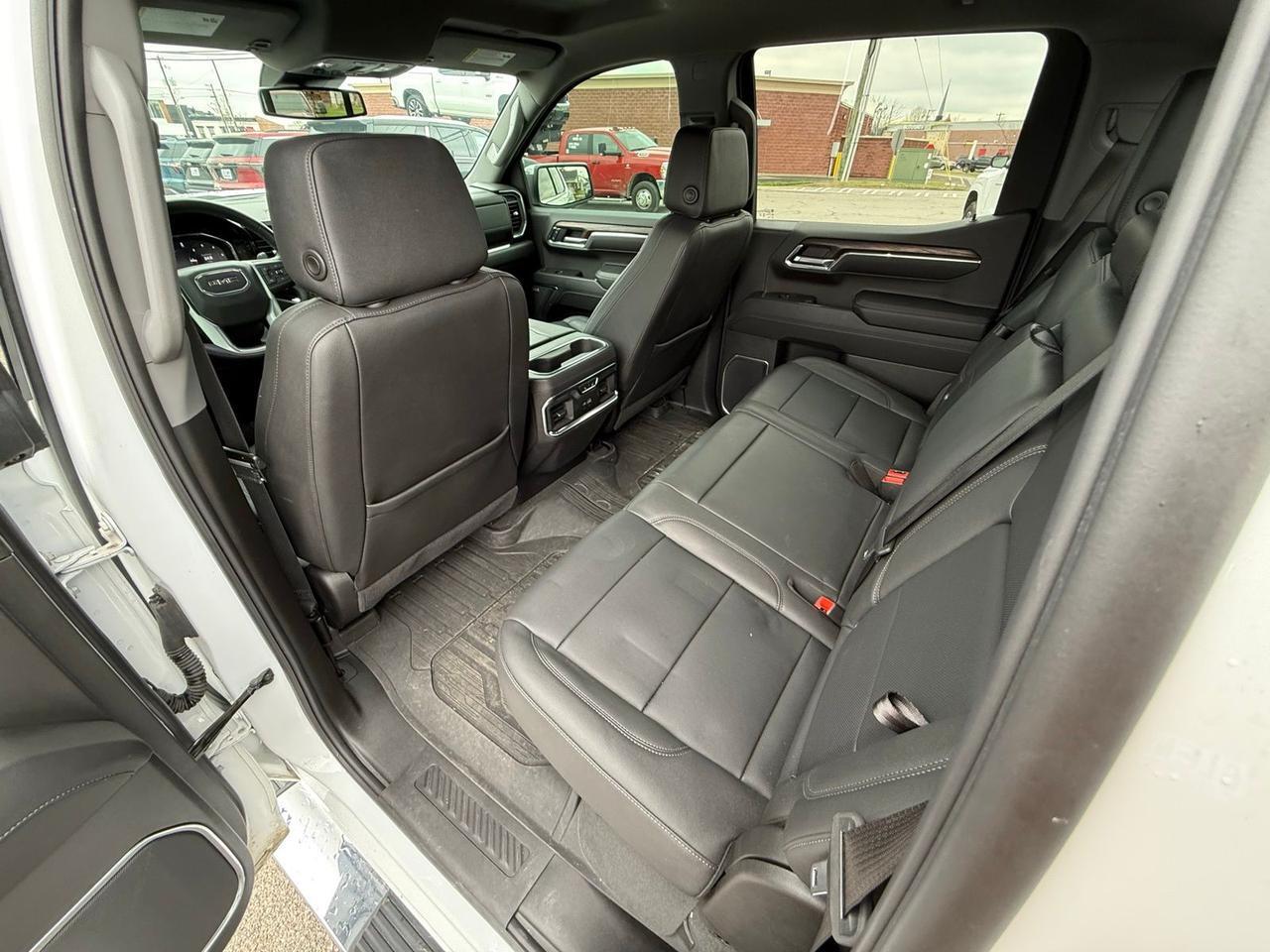 2025 GMC Sierra 1500 SLT Crestwood KY