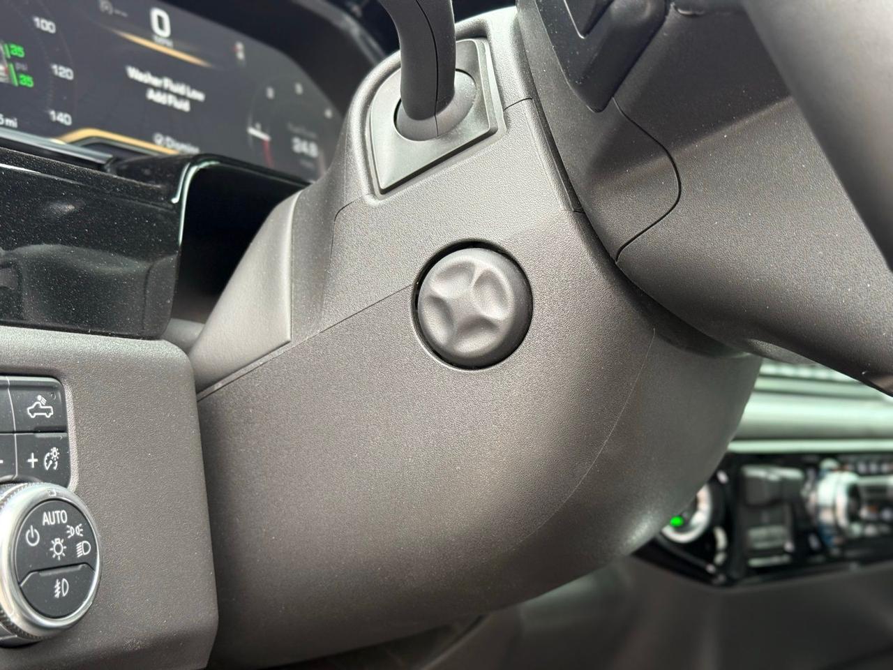 2025 GMC Sierra 1500 SLT Crestwood KY