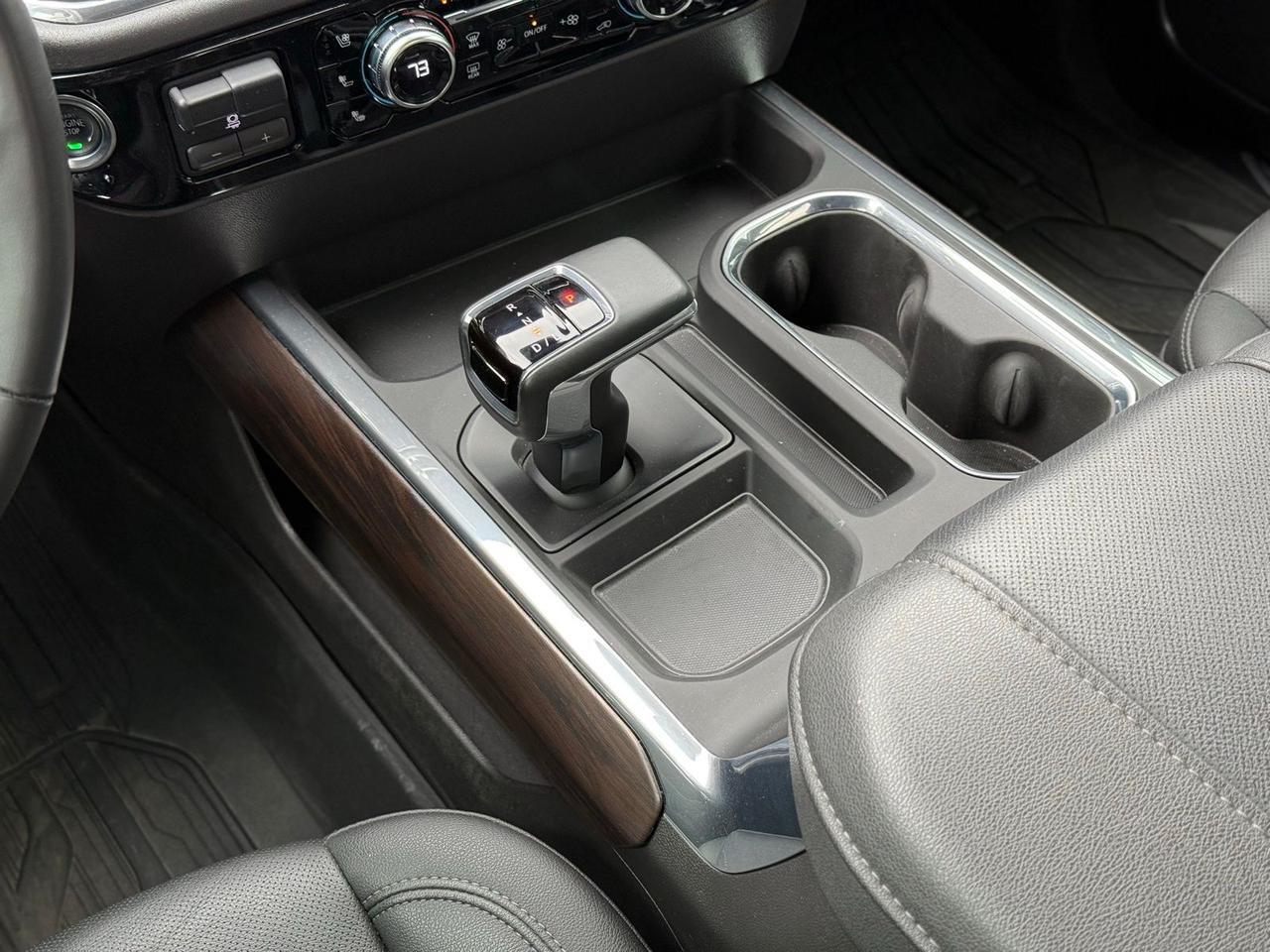 2025 GMC Sierra 1500 SLT Crestwood KY