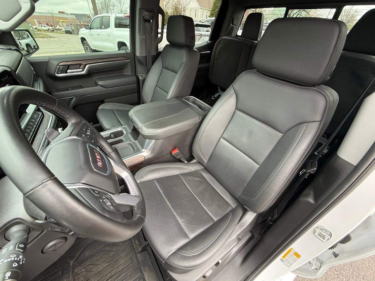 2025 GMC Sierra 1500 SLT Crestwood KY