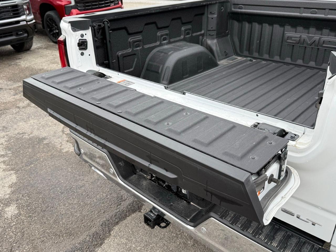 2025 GMC Sierra 1500 SLT Crestwood KY