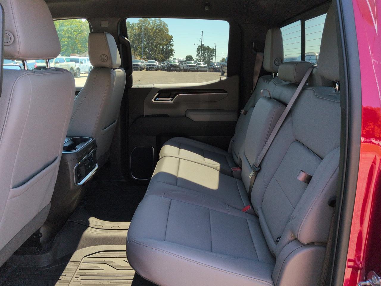 2025 GMC Sierra 1500 SLT Appleton WI