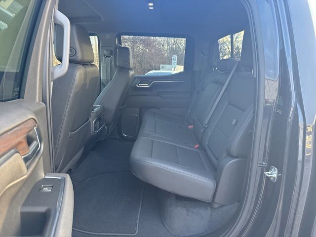 2025 GMC Sierra 1500 SLT Carbondale IL